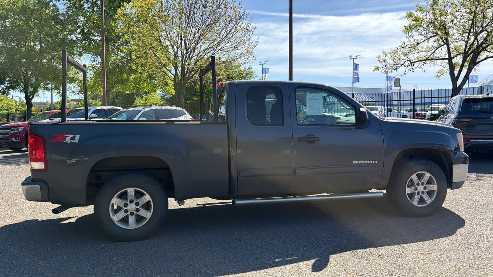 Thumbnail: 2010 GMC Sierra 1500 - 4