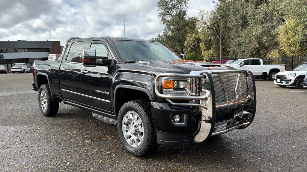 Used 2017 GMC Sierra 2500 HD Denali Truck