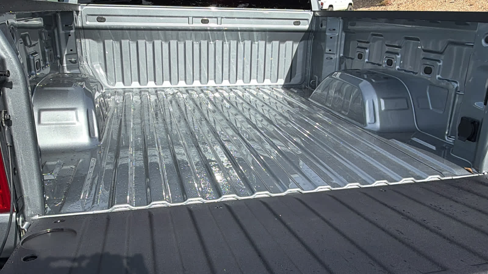 Thumbnail: 2026 Chevrolet Silverado 1500 - 27