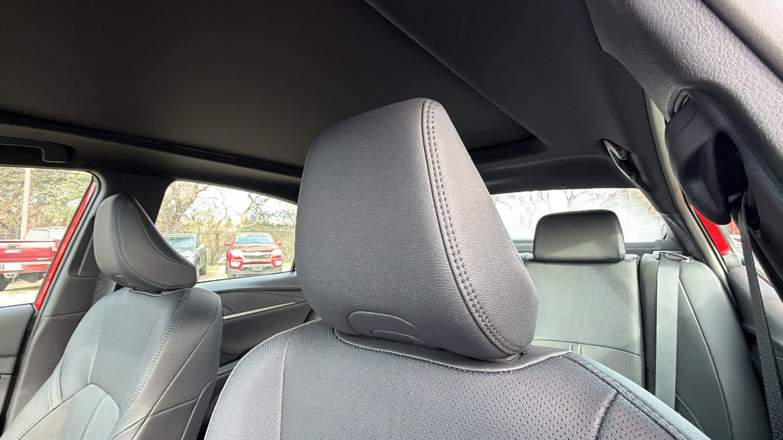 Thumbnail: 2025 Toyota Camry - 11