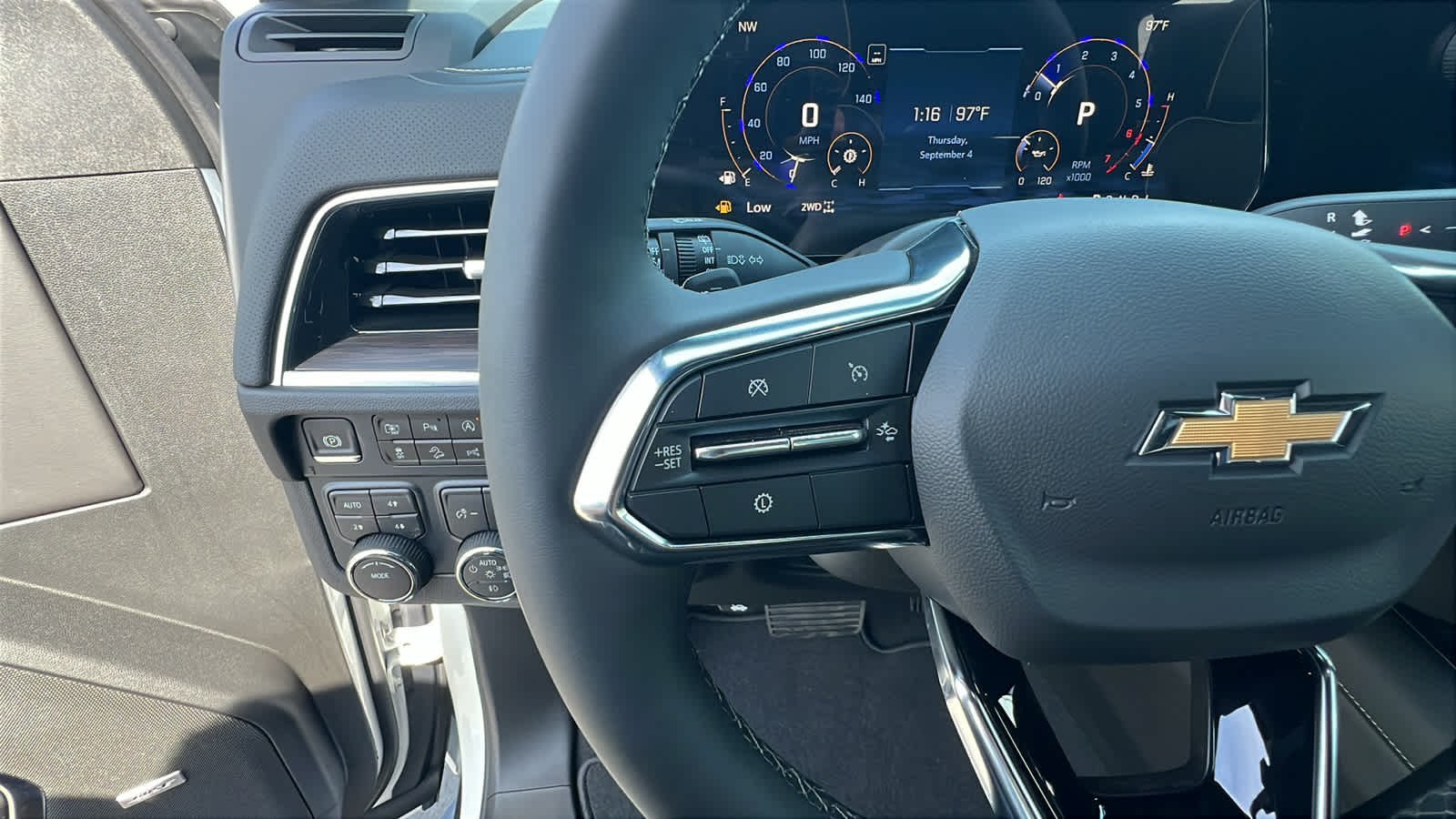 Thumbnail: 2025 Chevrolet Tahoe - 19