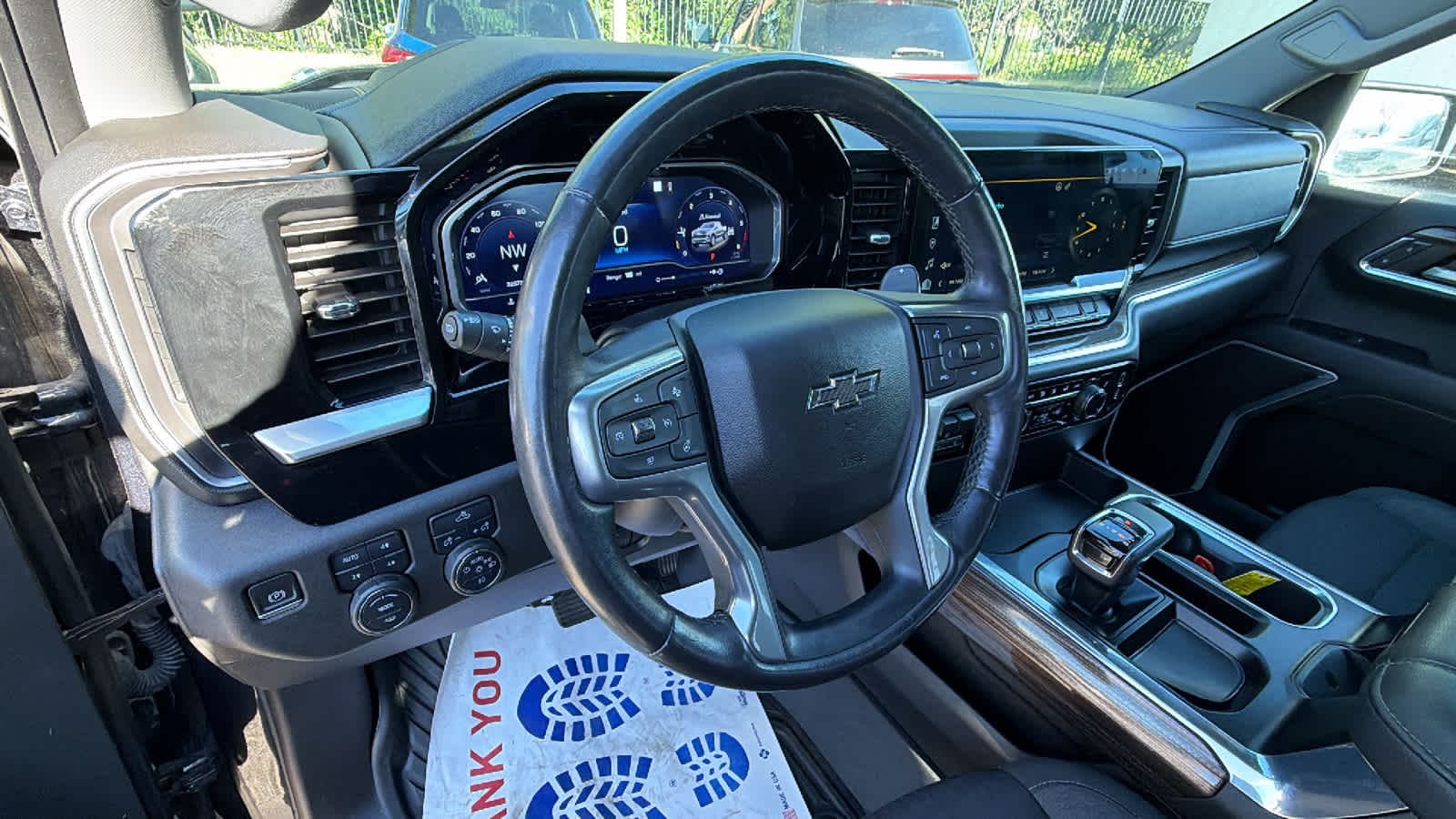 Thumbnail: 2023 Chevrolet Silverado 1500 - 10