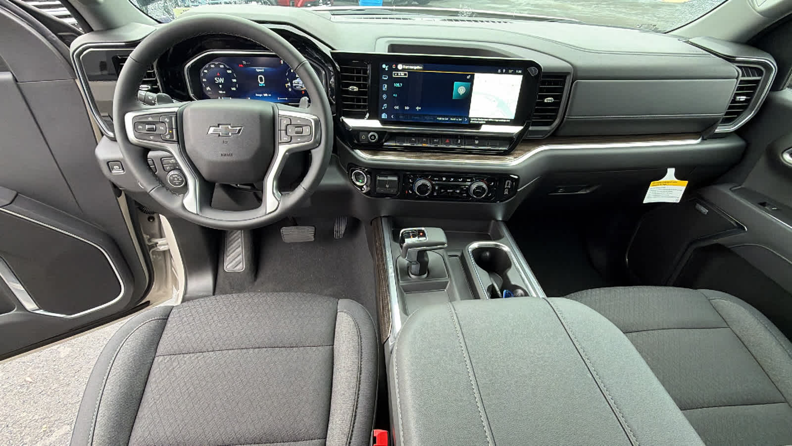 Thumbnail: 2026 Chevrolet Silverado 1500 - 26