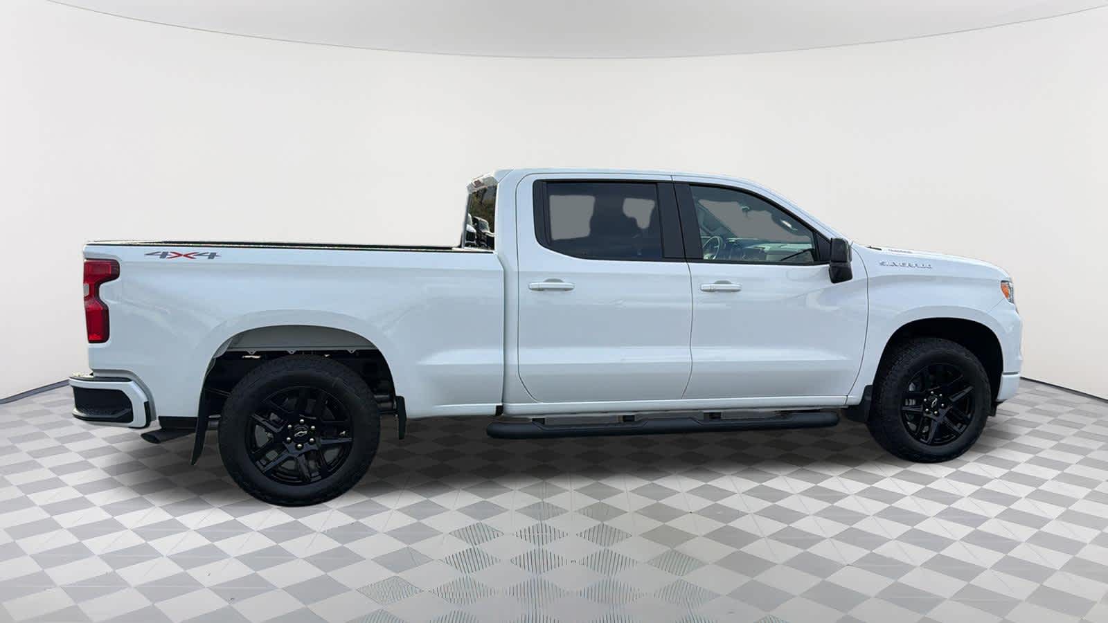 Thumbnail: 2026 Chevrolet Silverado 1500 - 4
