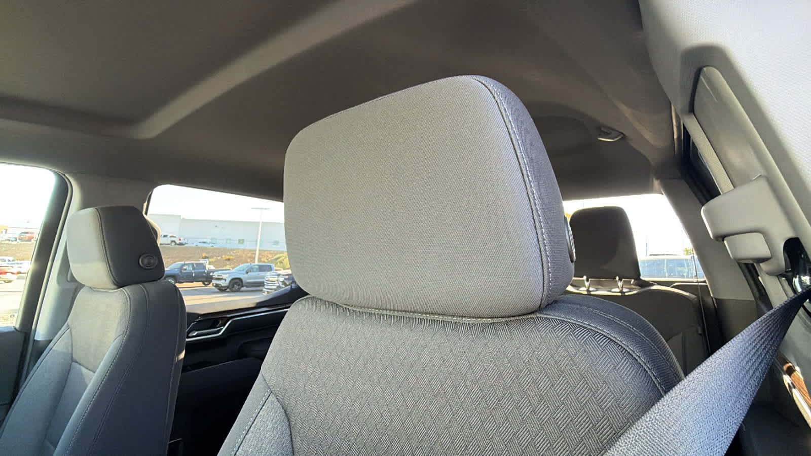 Thumbnail: 2026 Chevrolet Silverado 1500 - 11