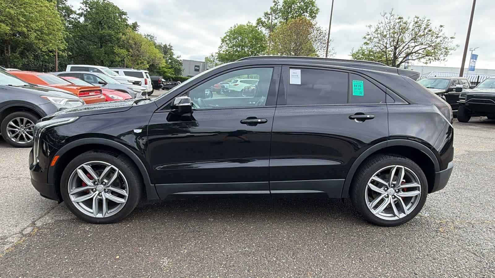 Thumbnail: 2021 Cadillac XT4 - 8