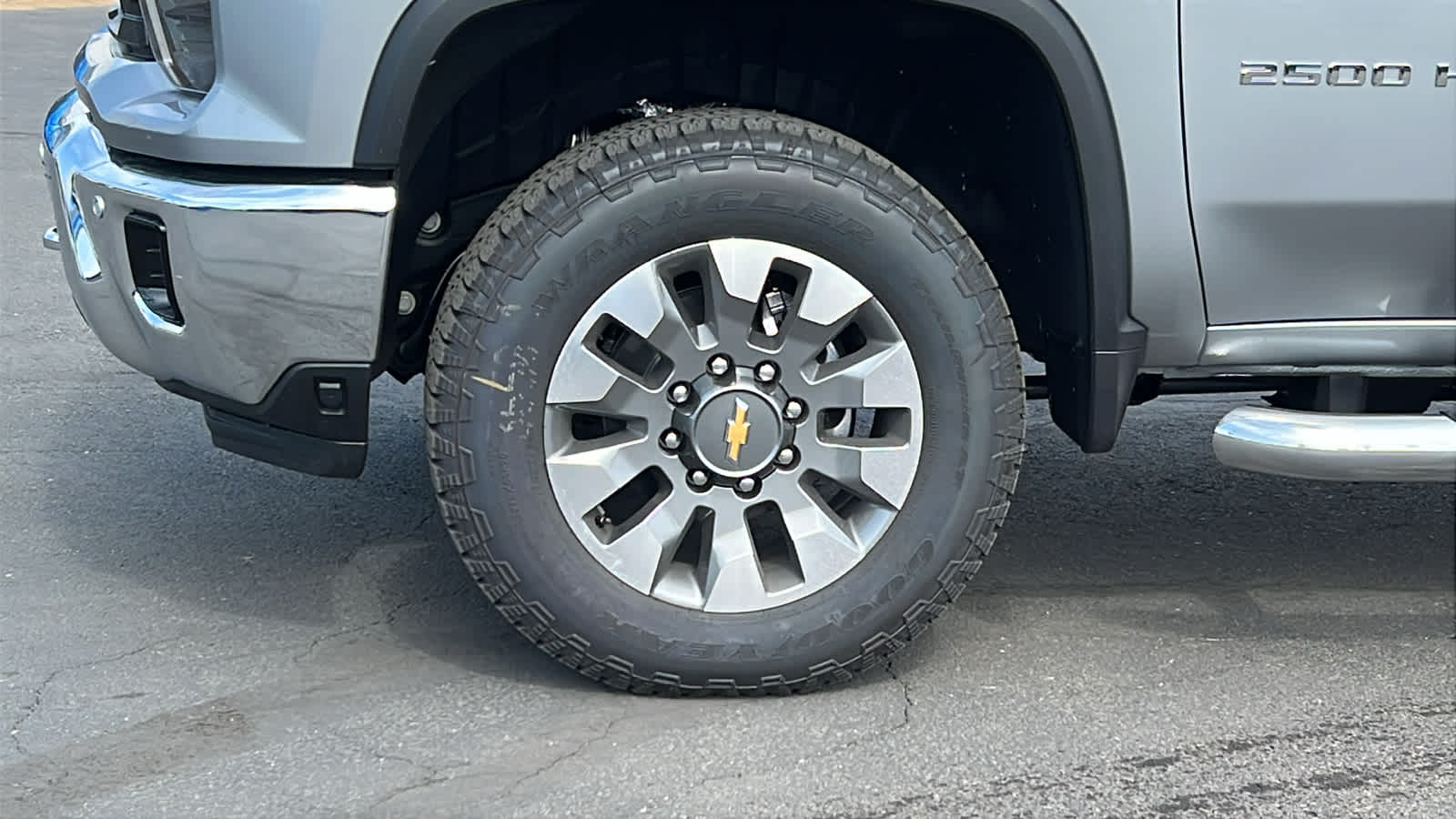 Thumbnail: 2026 Chevrolet Silverado 2500 - 9