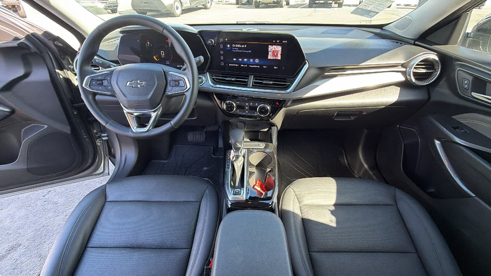 Thumbnail: 2024 Chevrolet Trax - 26