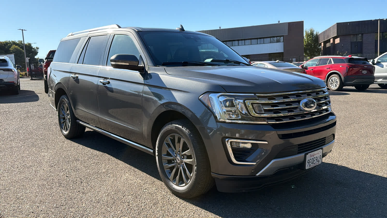 2021 Ford Expedition MAX Limited photo 2