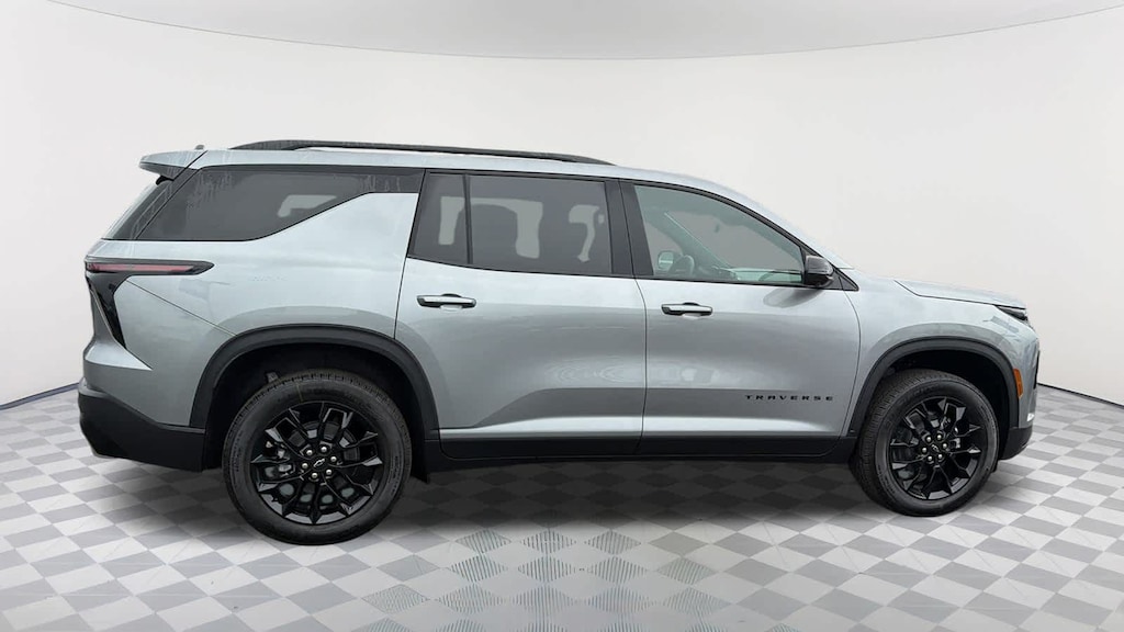 New 2026 Chevrolet Traverse LT SUV