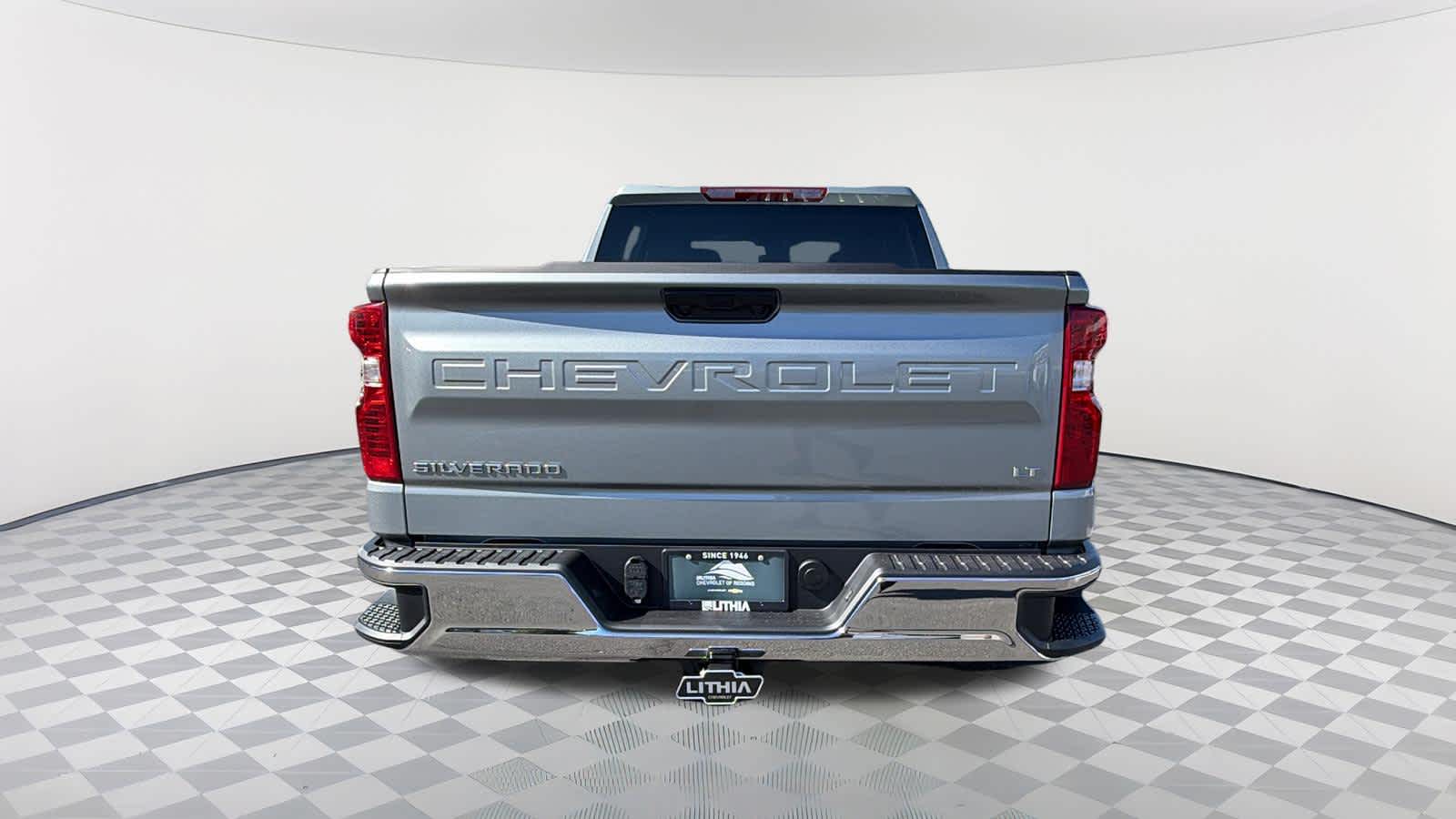Thumbnail: 2026 Chevrolet Silverado 1500 - 6