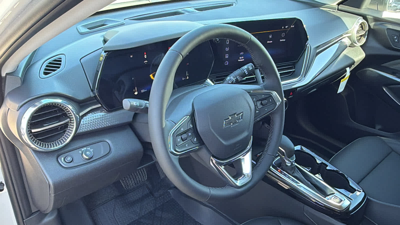 2026 Chevrolet Trax Activ - Photo 10