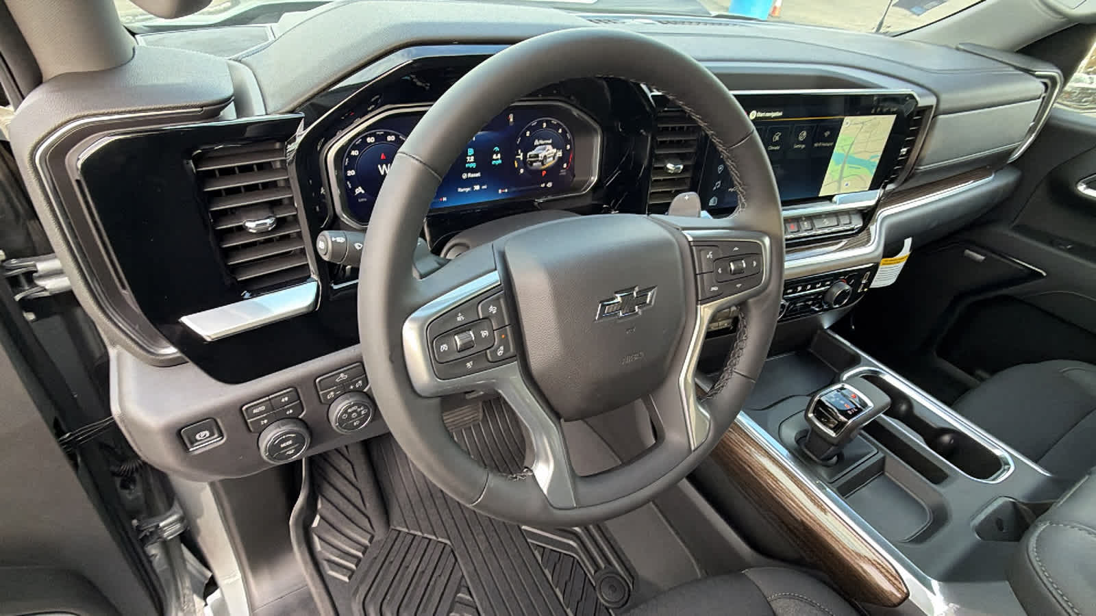 Thumbnail: 2026 Chevrolet Silverado 1500 - 10