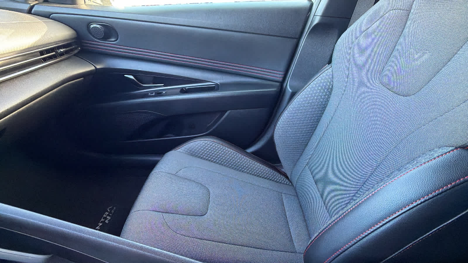 Thumbnail: 2022 Hyundai Elantra - 12