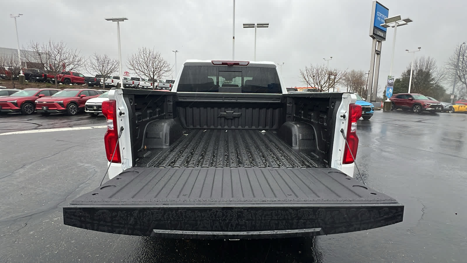 Thumbnail: 2025 Chevrolet Silverado 1500 - 19