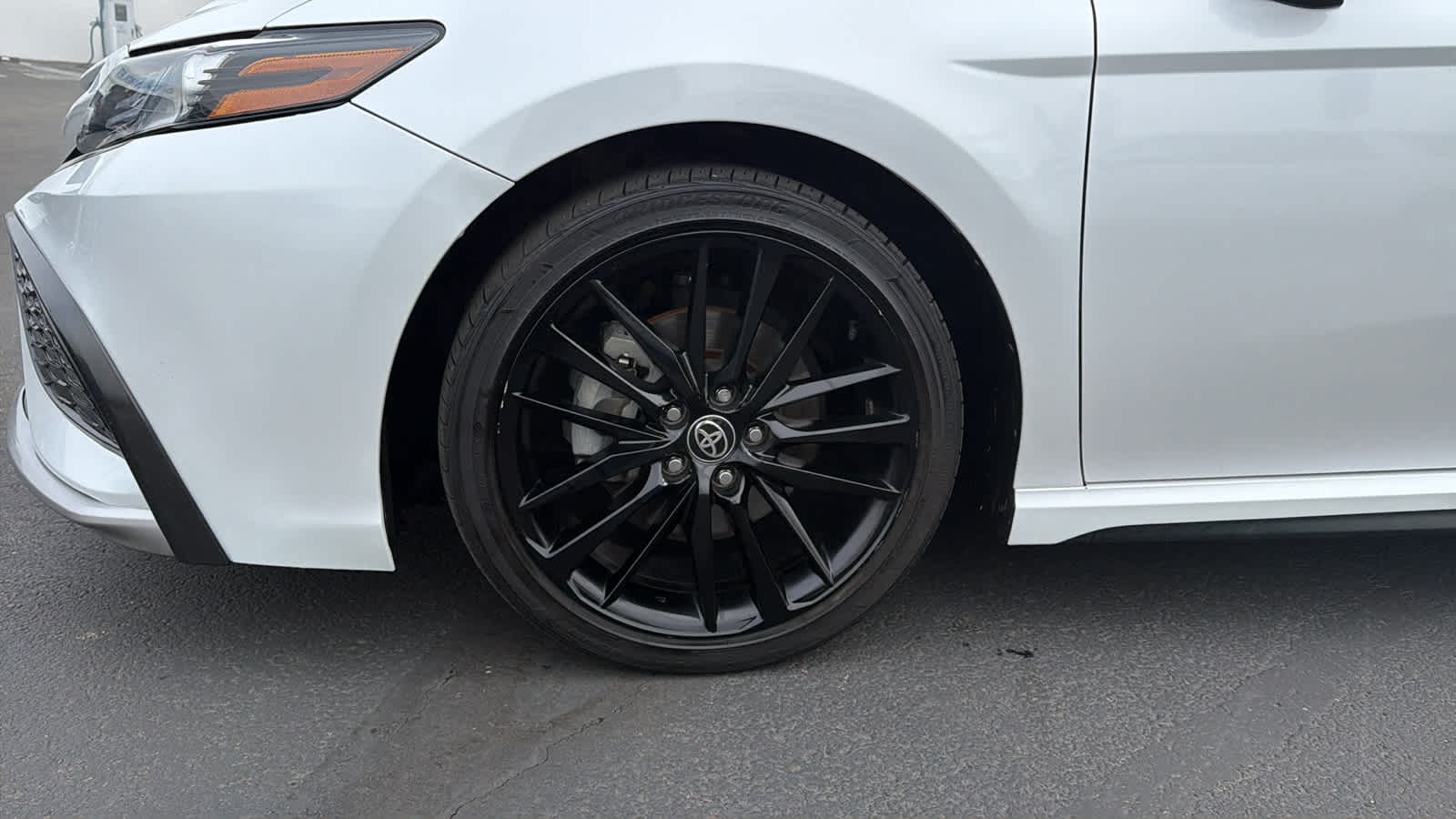 Thumbnail: 2022 Toyota Camry - 9