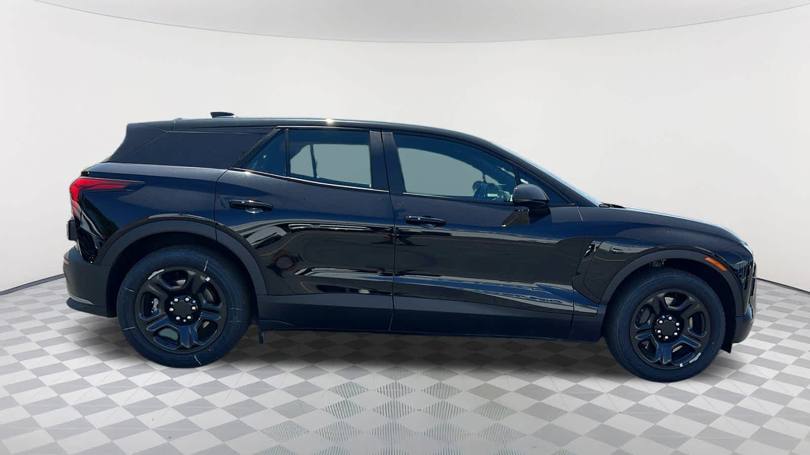 Thumbnail: 2024 Chevrolet Blazer EV - 4