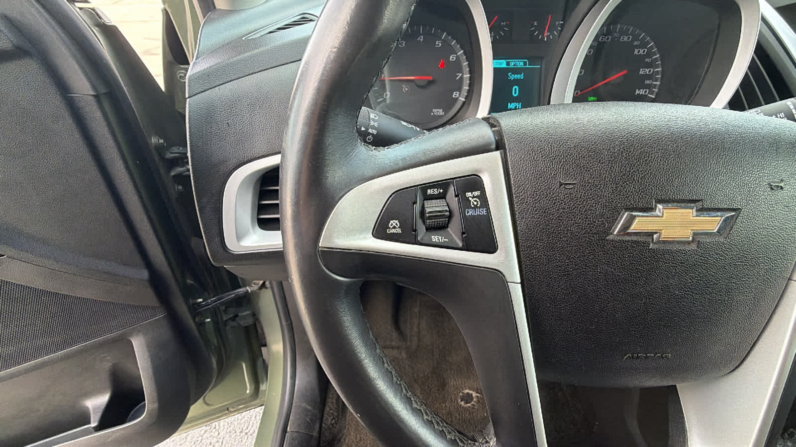 Thumbnail: 2015 Chevrolet Equinox - 19