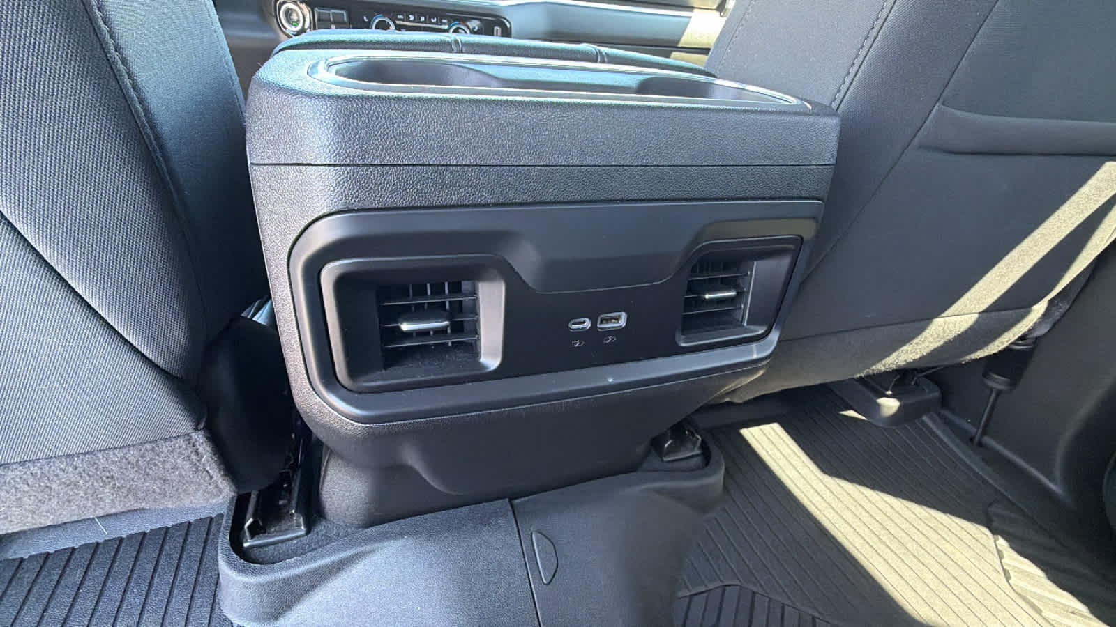 Thumbnail: 2023 Chevrolet Silverado 1500 - 24