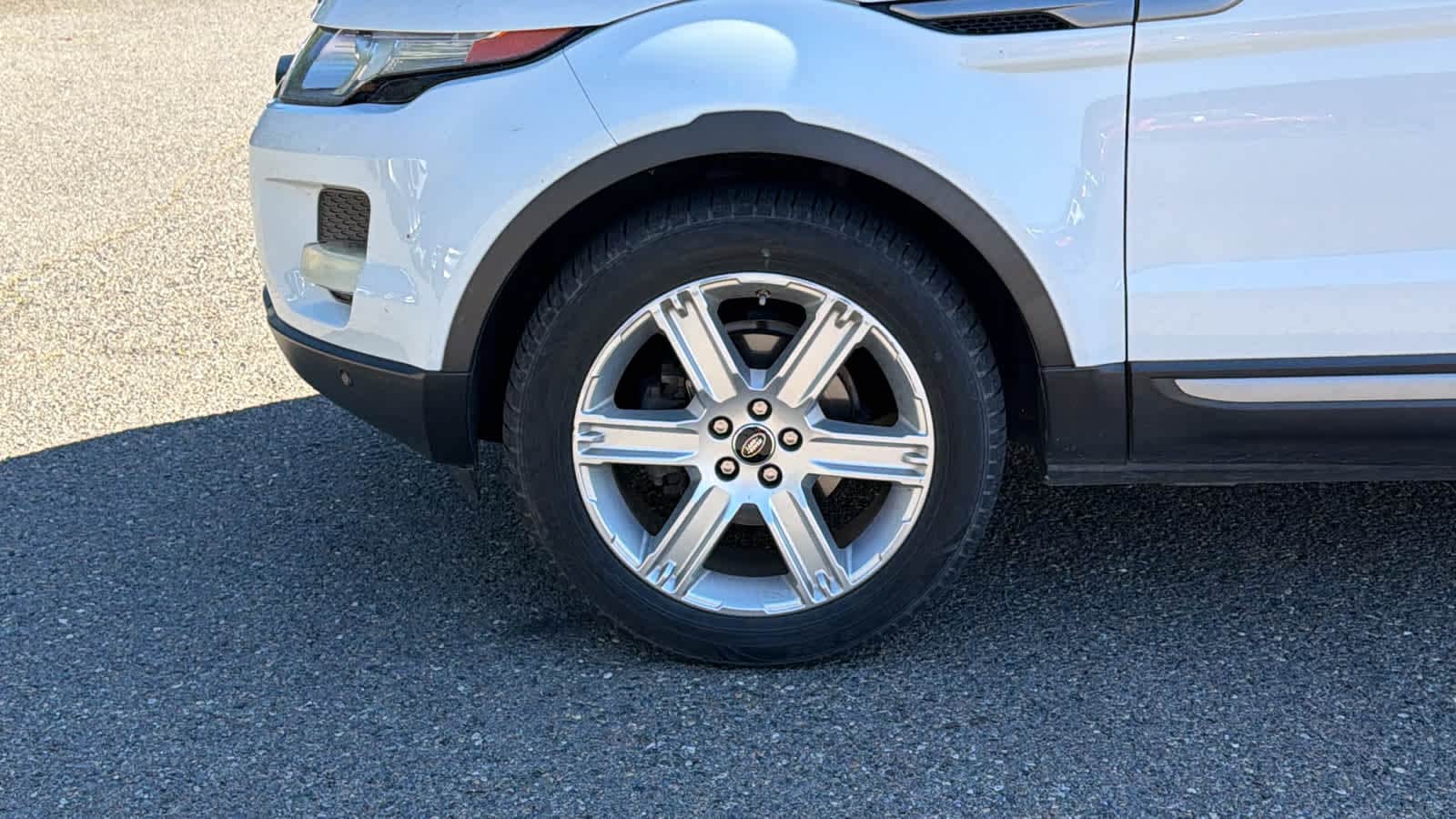 Thumbnail: 2013 Land Rover Range Rover Evoque - 9