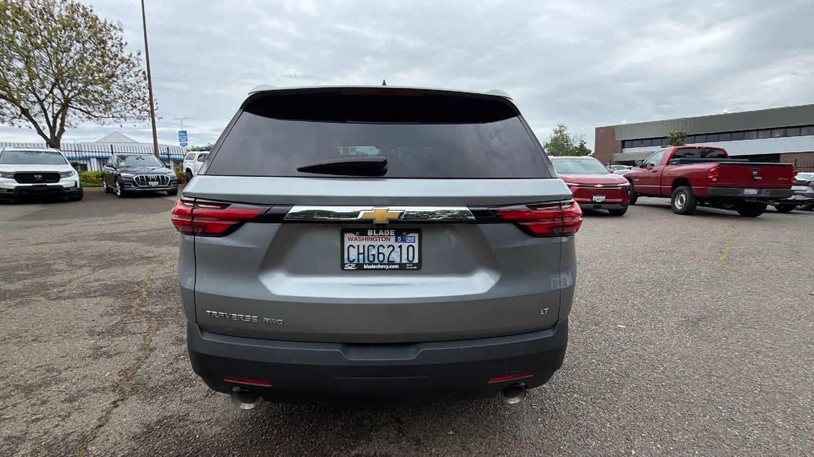 Thumbnail: 2023 Chevrolet Traverse - 6