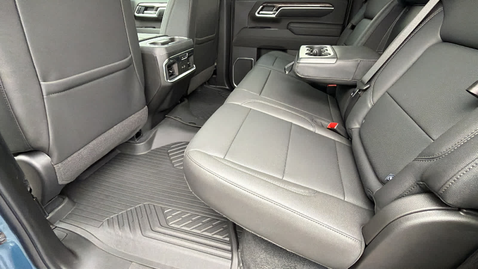 Thumbnail: 2026 Chevrolet Silverado 2500 - 24