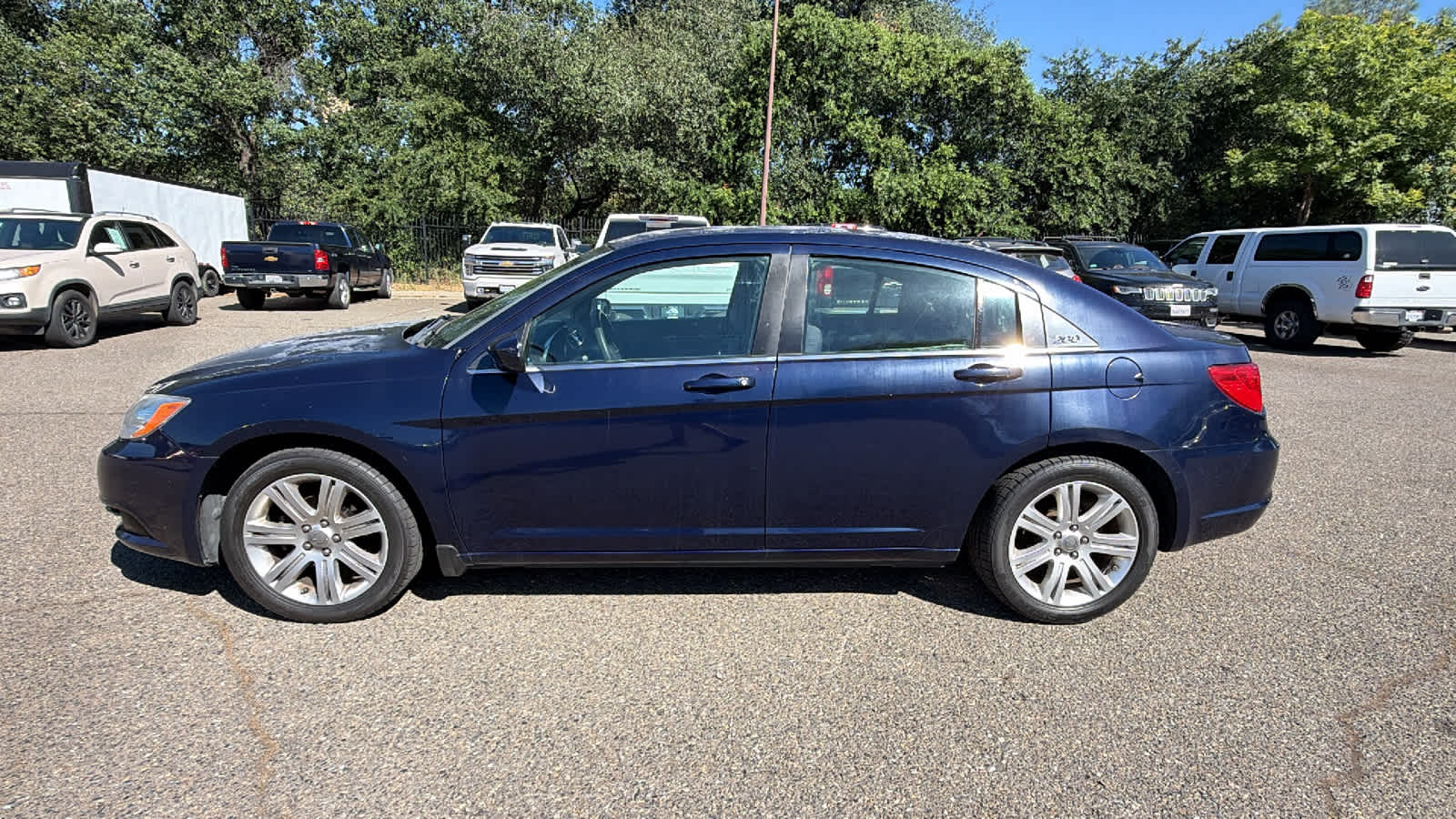 Thumbnail: 2013 Chrysler 200 - 8