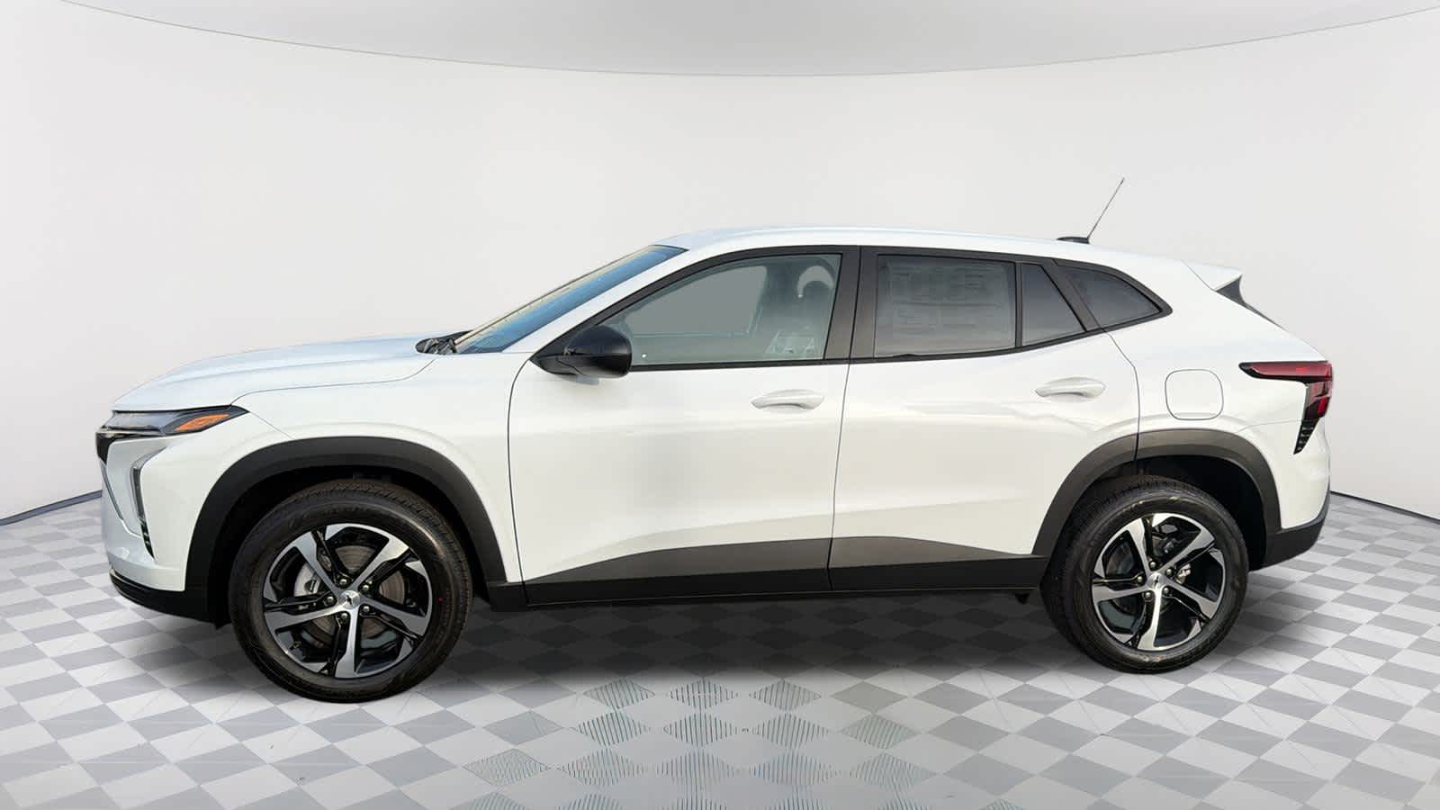 Thumbnail: 2026 Chevrolet Trax - 8