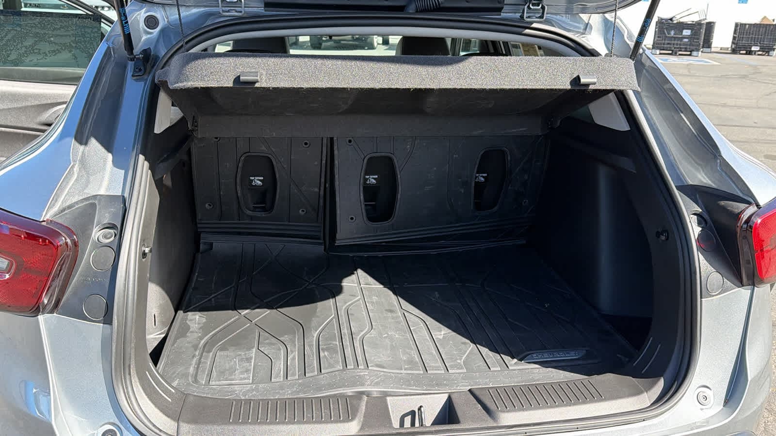 Thumbnail: 2024 Chevrolet Trax - 27