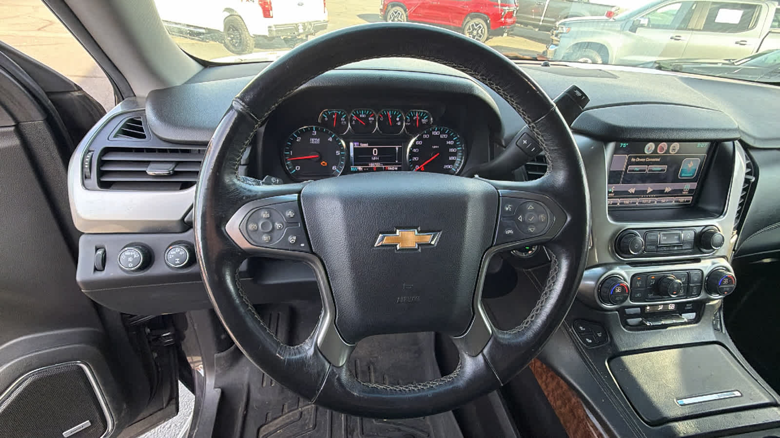 Thumbnail: 2015 Chevrolet Suburban - 15