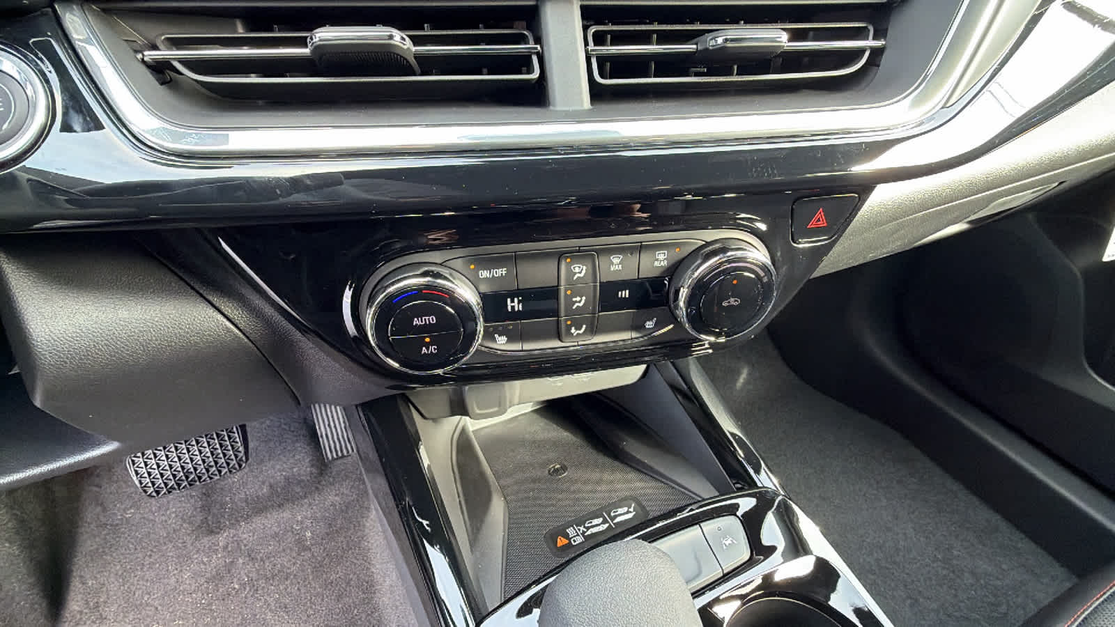 Thumbnail: 2026 Chevrolet Trax - 13