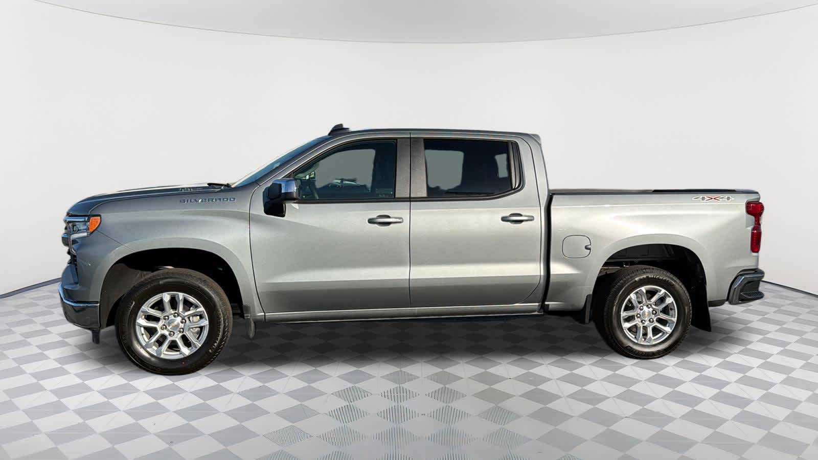Thumbnail: 2026 Chevrolet Silverado 1500 - 8