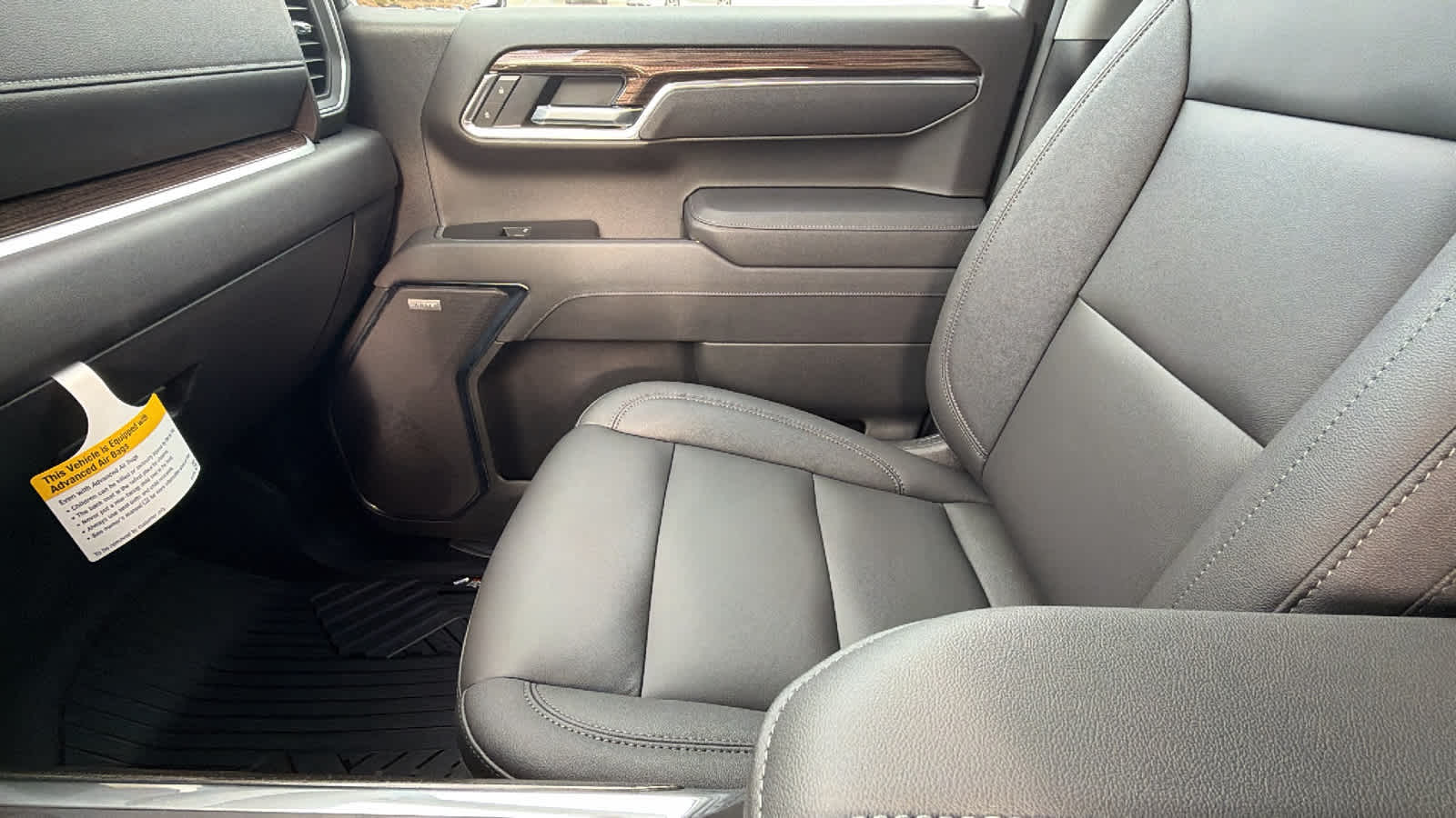 Thumbnail: 2026 Chevrolet Silverado 1500 - 12