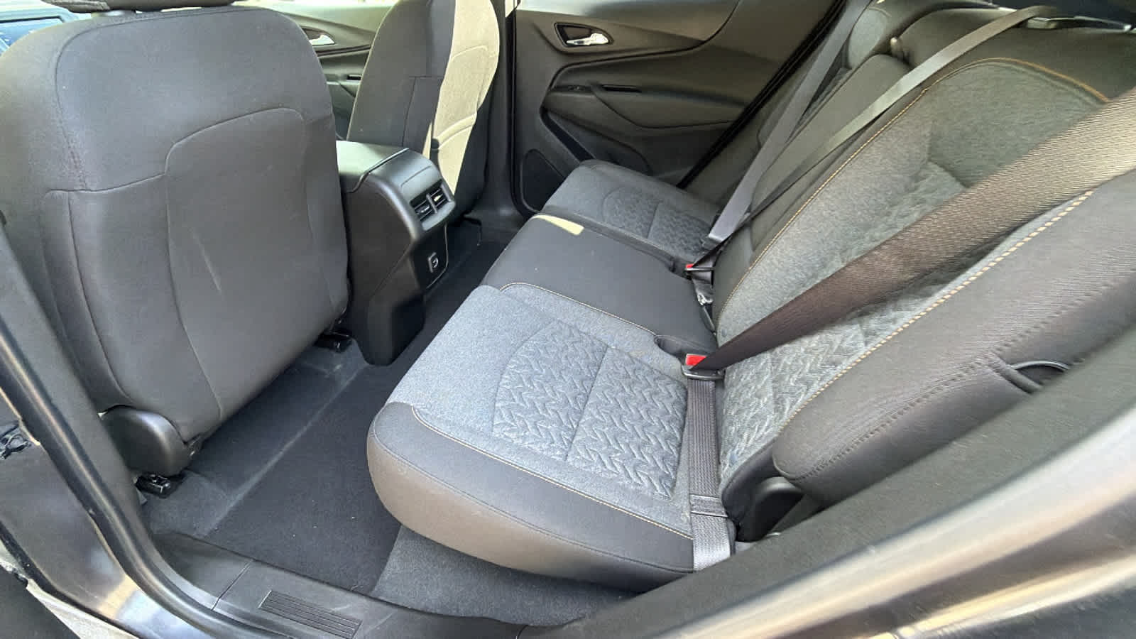 Thumbnail: 2022 Chevrolet Equinox - 17