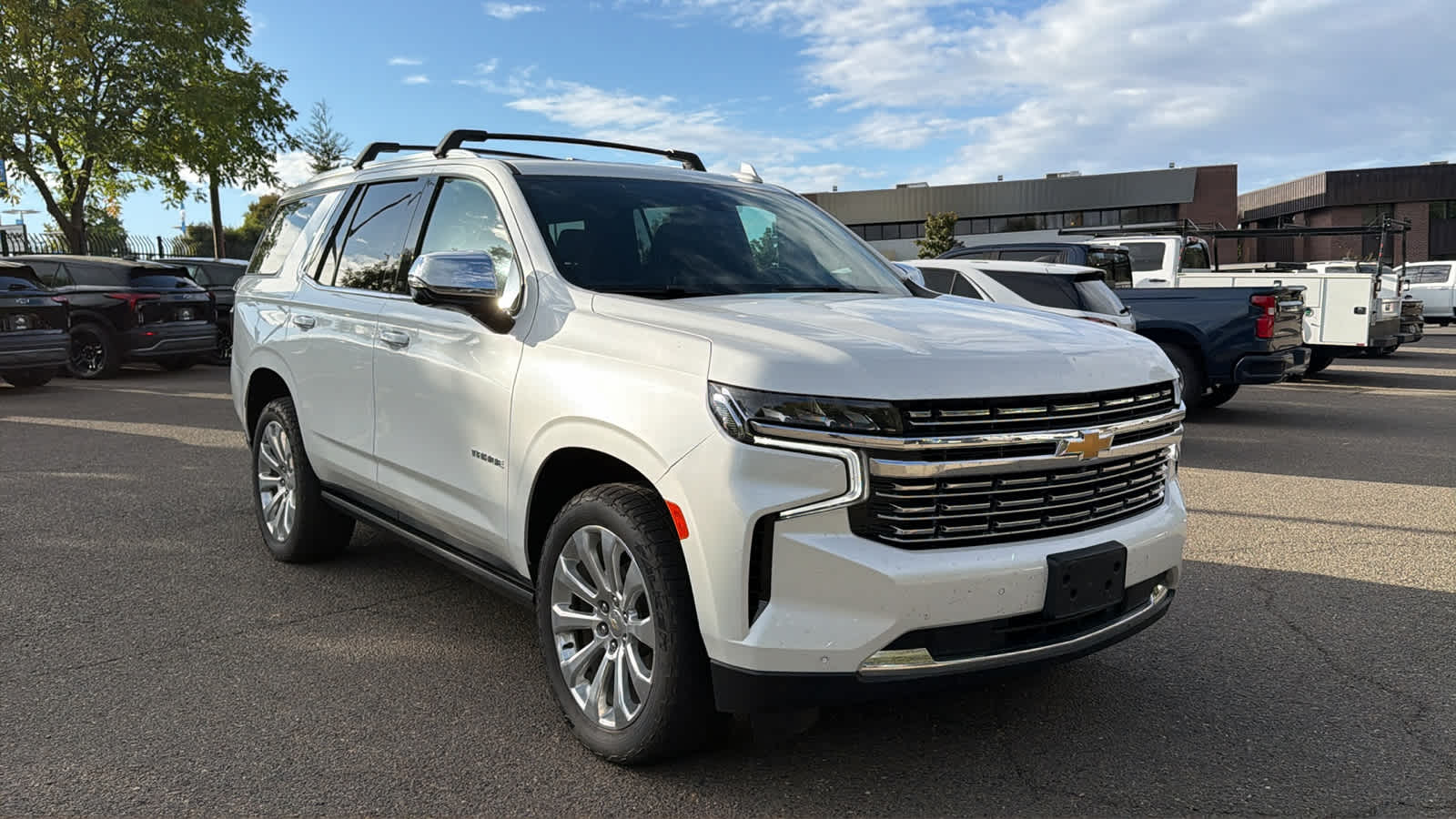 Thumbnail: 2021 Chevrolet Tahoe - 3