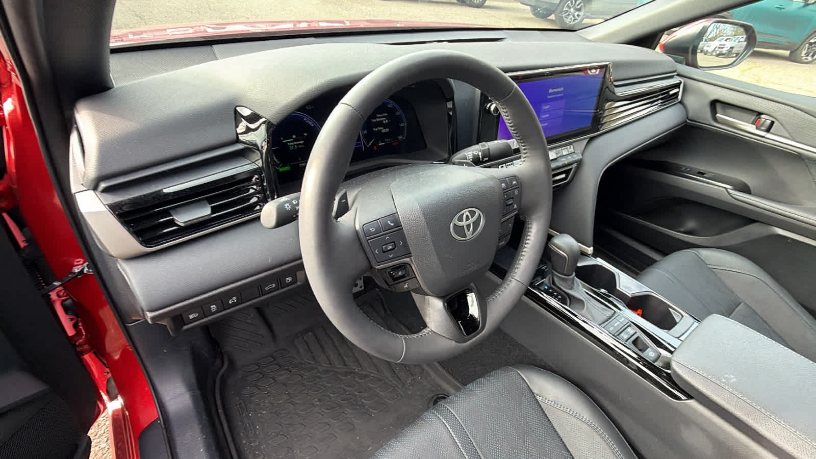 Thumbnail: 2025 Toyota Camry - 10