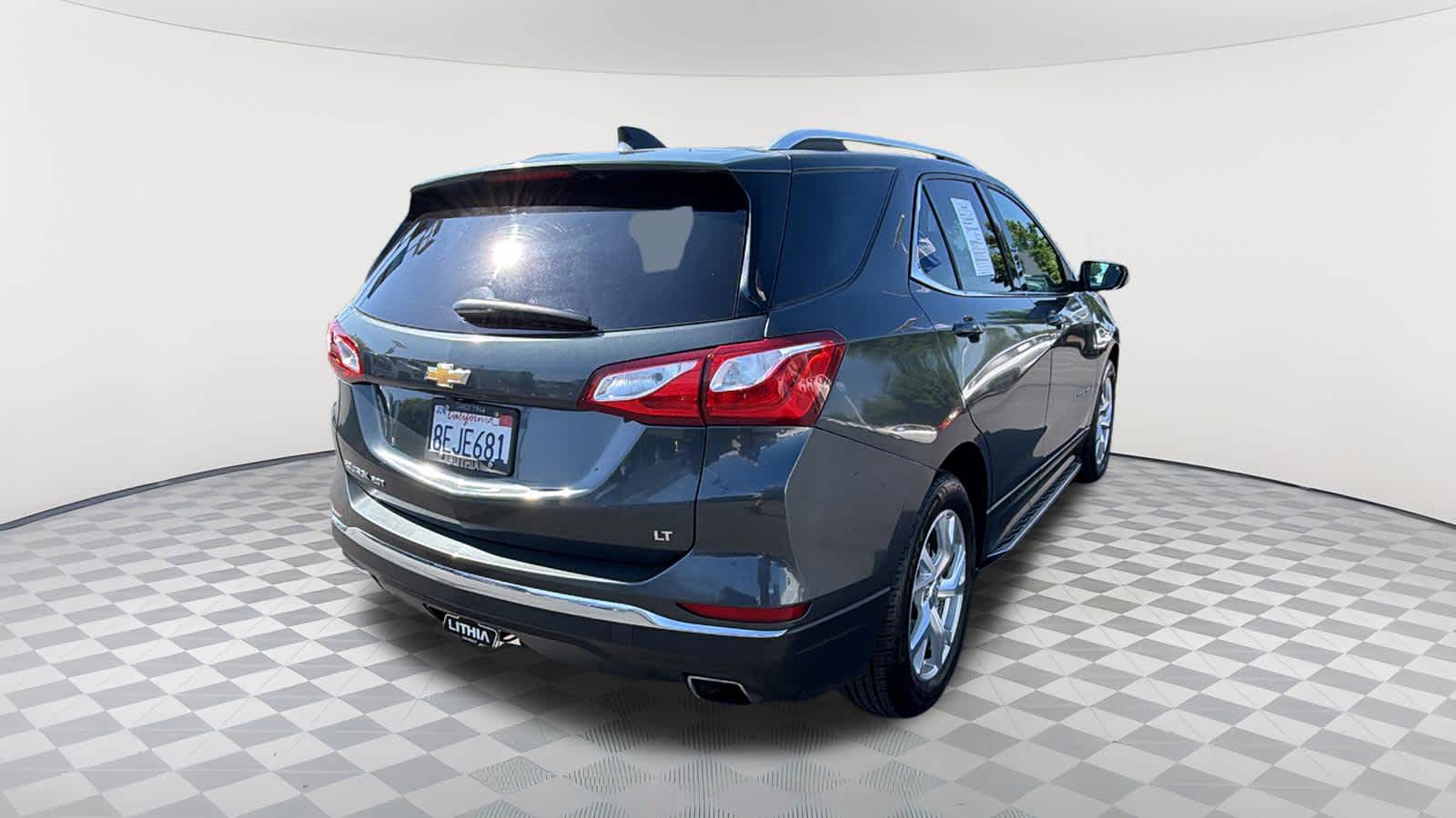Thumbnail: 2018 Chevrolet Equinox - 5