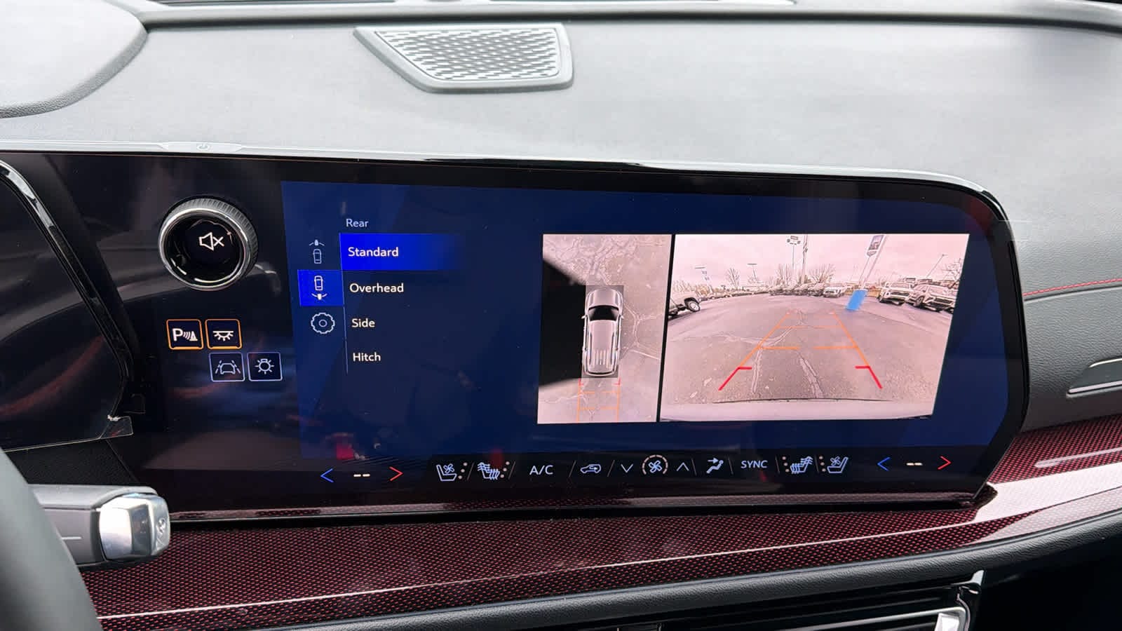 Thumbnail: 2026 Chevrolet Traverse - 16