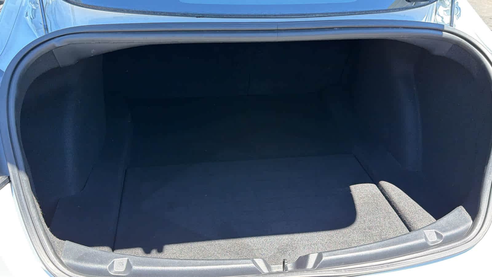 Thumbnail: 2019 Tesla Model 3 - 27