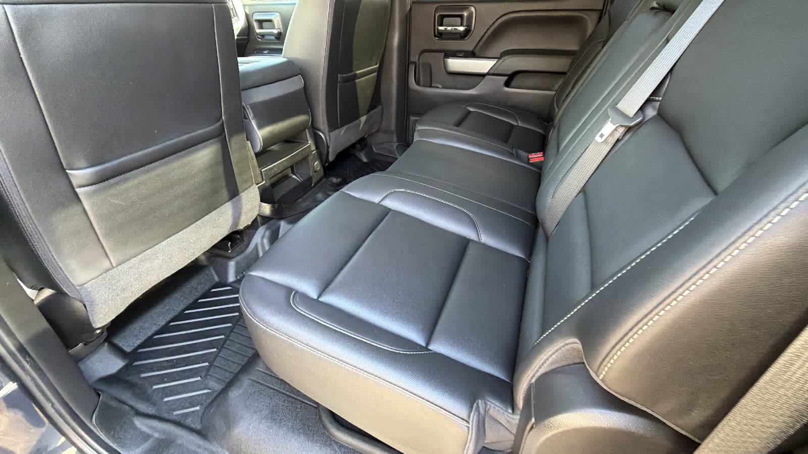 Thumbnail: 2018 Chevrolet Silverado 1500 - 18