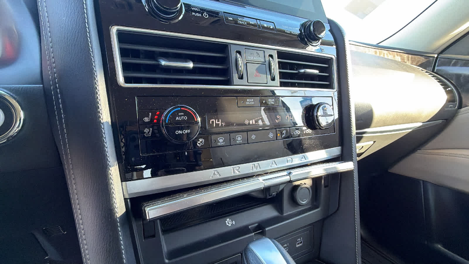 Thumbnail: 2023 Nissan Armada - 14