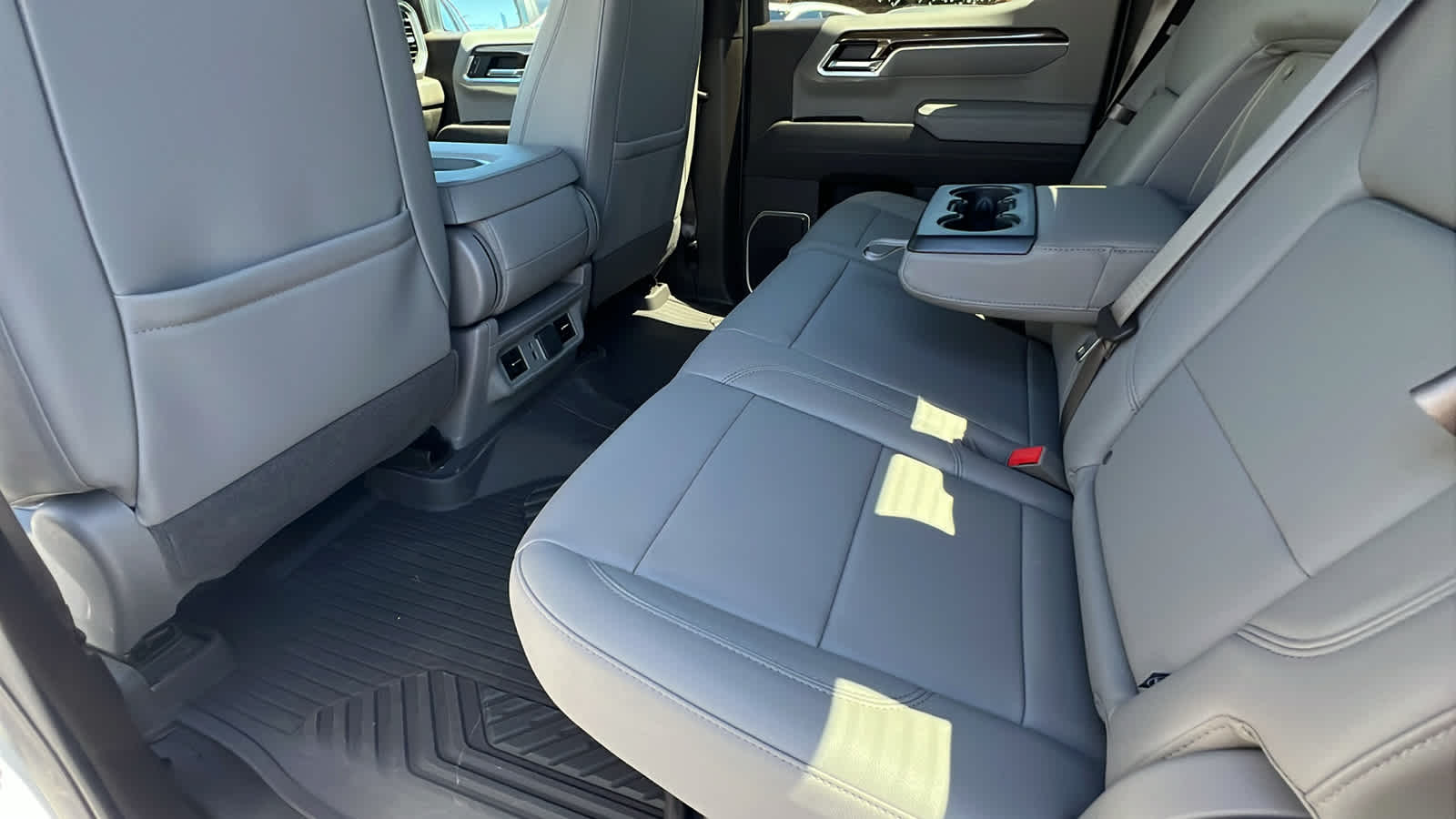 Thumbnail: 2025 Chevrolet Silverado 1500 - 24