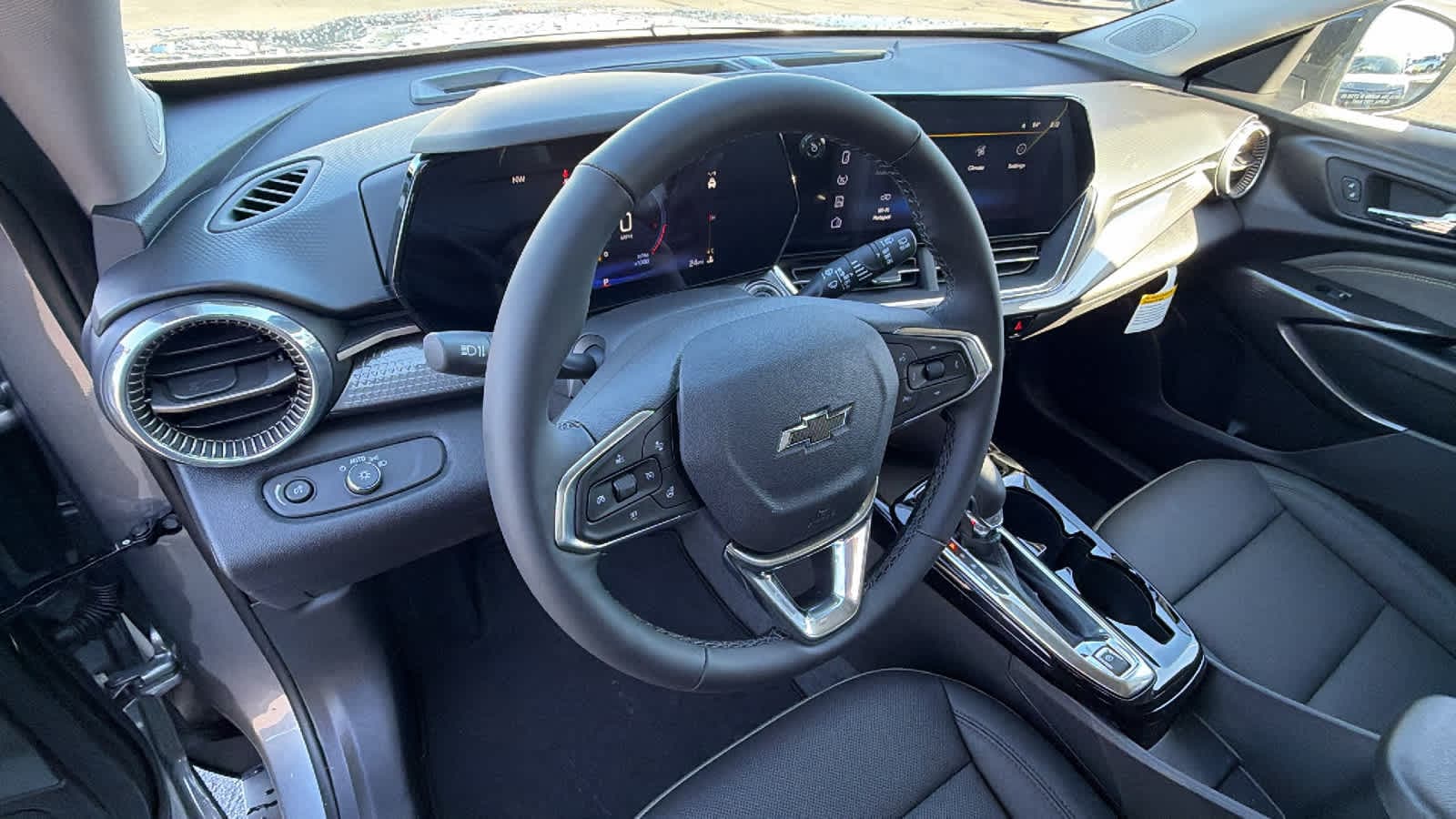 Thumbnail: 2026 Chevrolet Trax - 10