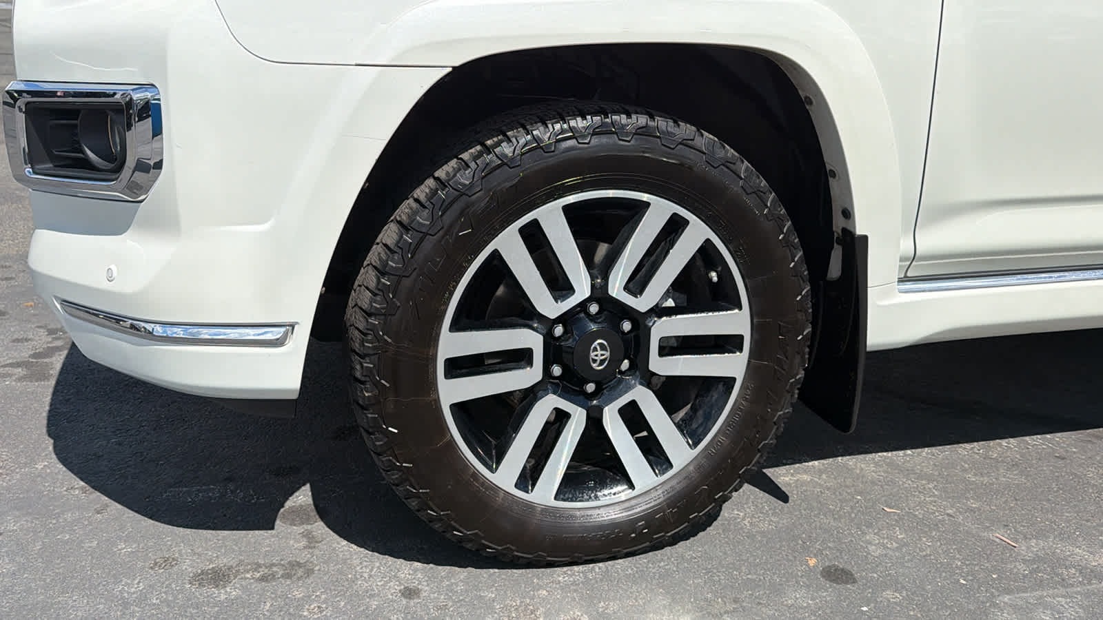 Thumbnail: 2021 Toyota 4Runner - 9