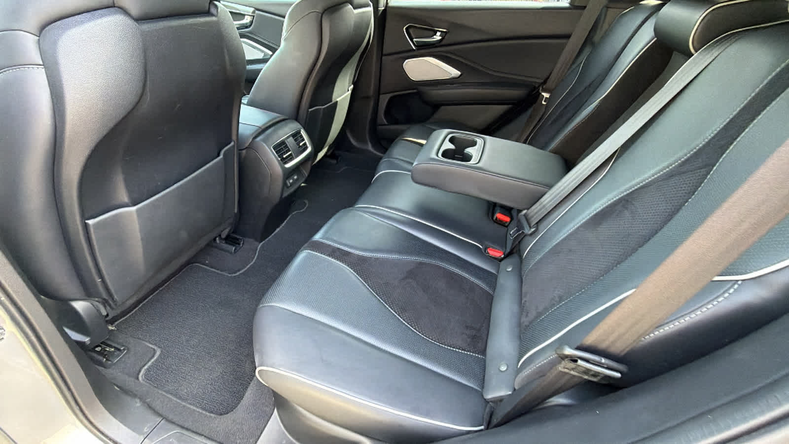 Thumbnail: 2019 Acura RDX - 18