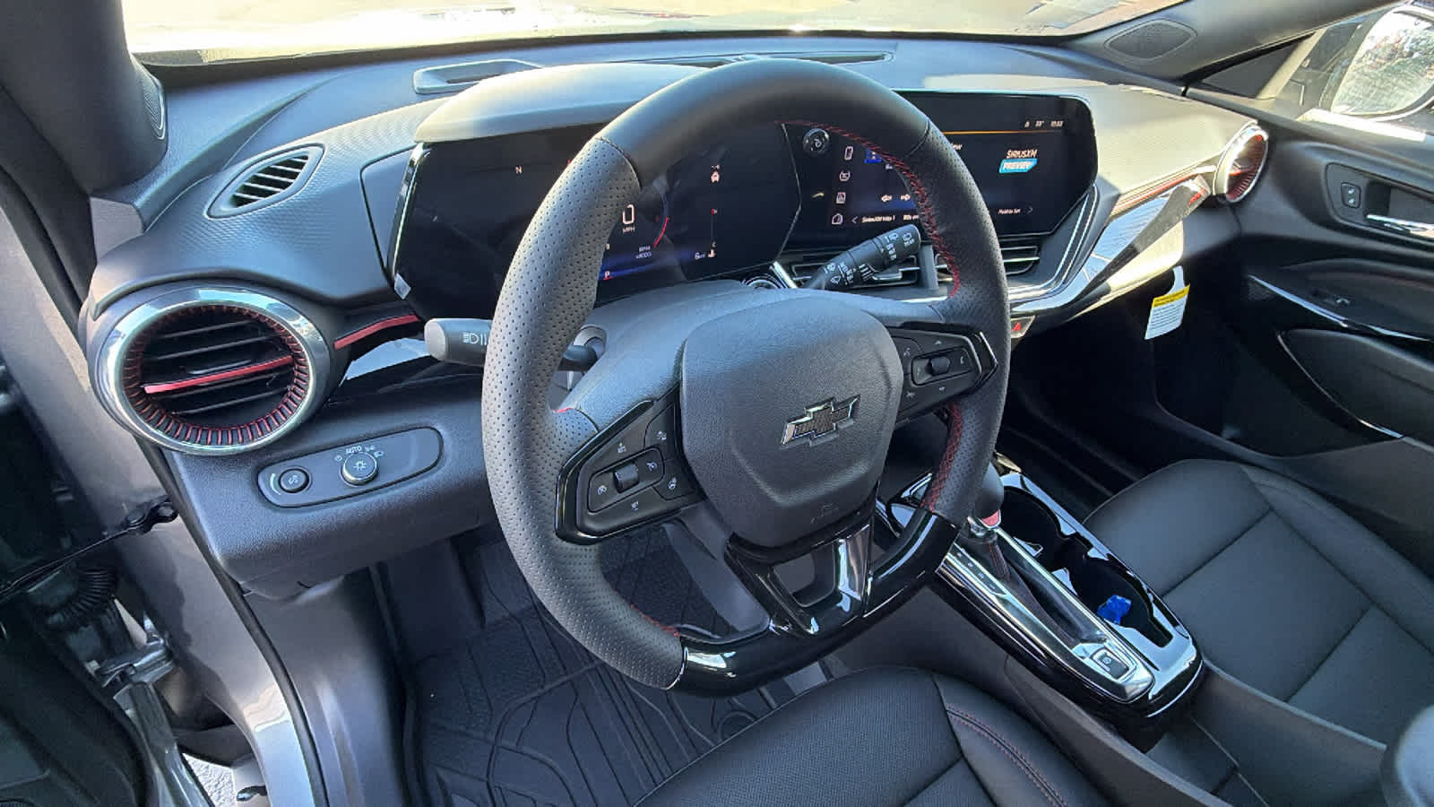 Thumbnail: 2026 Chevrolet Trax - 10