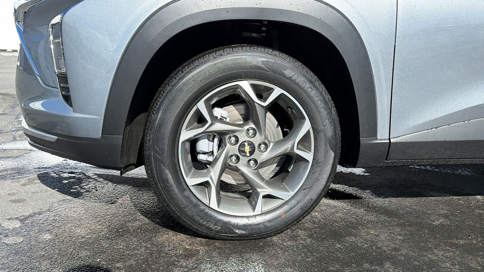 Thumbnail: 2026 Chevrolet Trax - 9