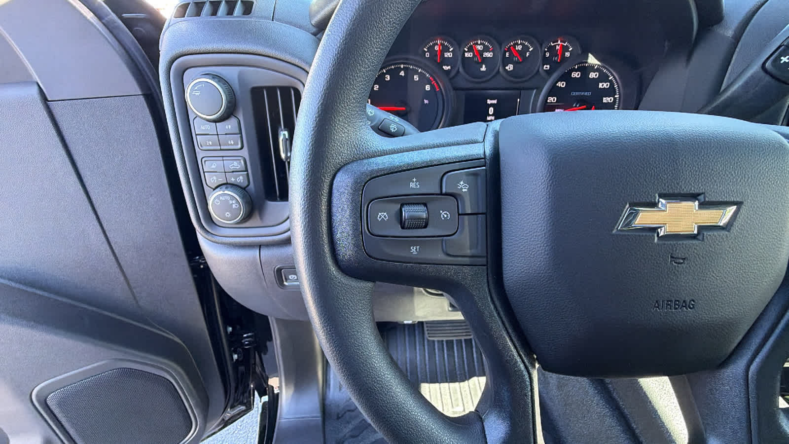 Thumbnail: 2026 Chevrolet Silverado 1500 - 19