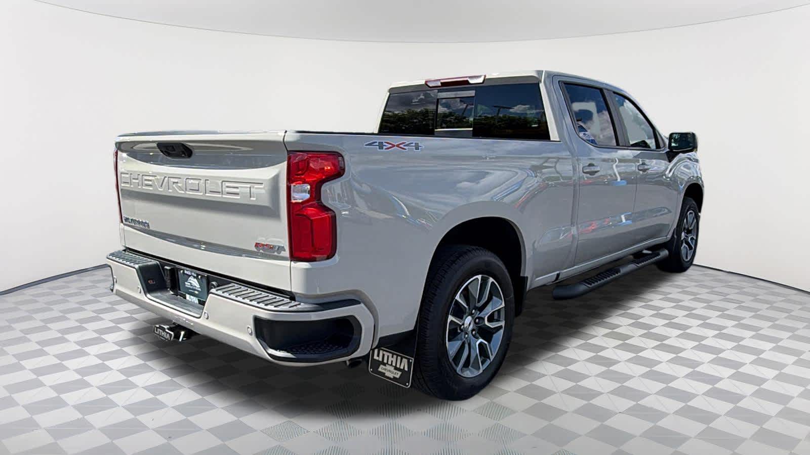 Thumbnail: 2026 Chevrolet Silverado 1500 - 4