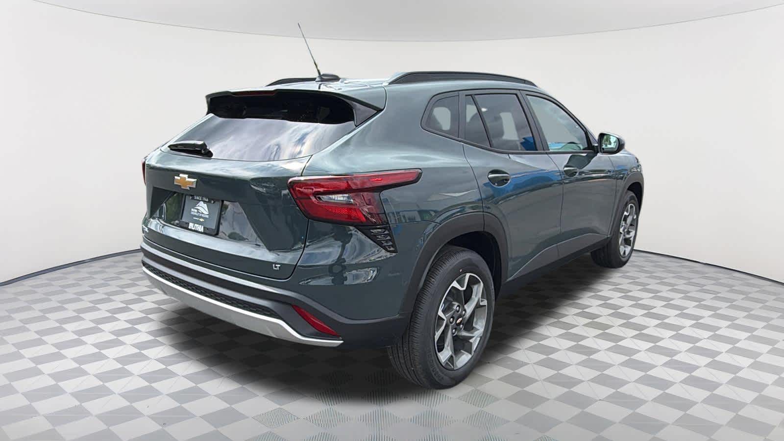 Thumbnail: 2026 Chevrolet Trax - 5